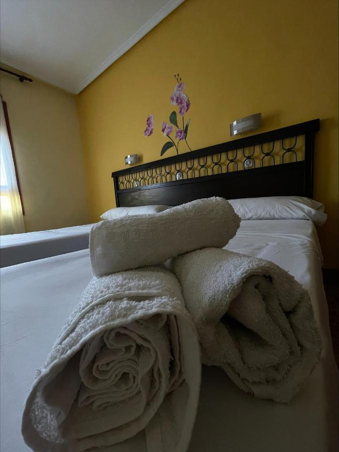 Hostal El Botero Monreal del Campo Extérieur photo